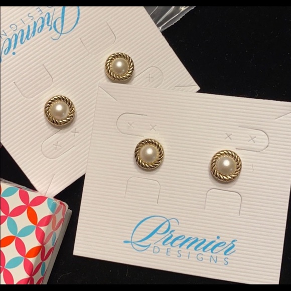 Earrings - Picture 2 of 2